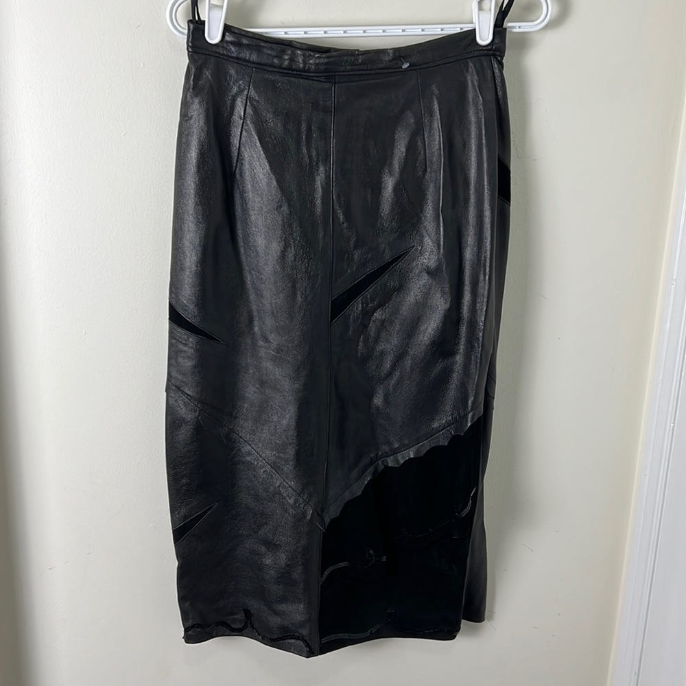 Vintage Midi Length Leather Skirt Size Medium - Picture 6 of 14